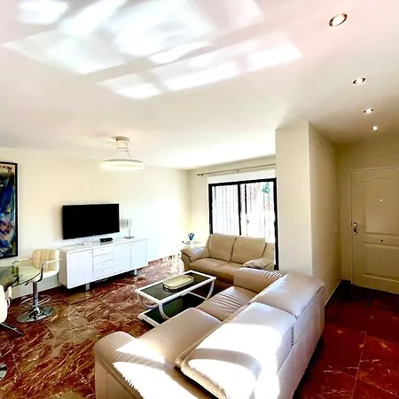 8 Personas Piscina Wifi Apartamento *
