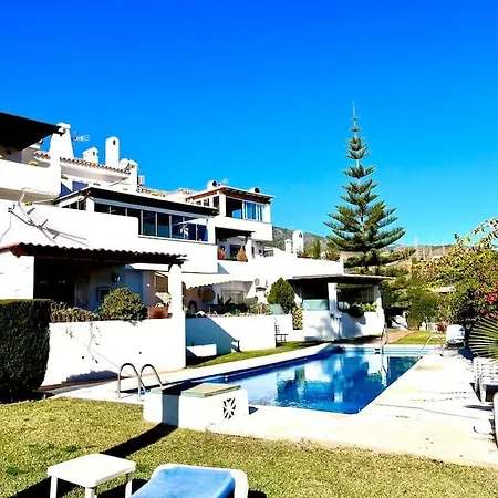8 Personas Piscina Wifi Marbella