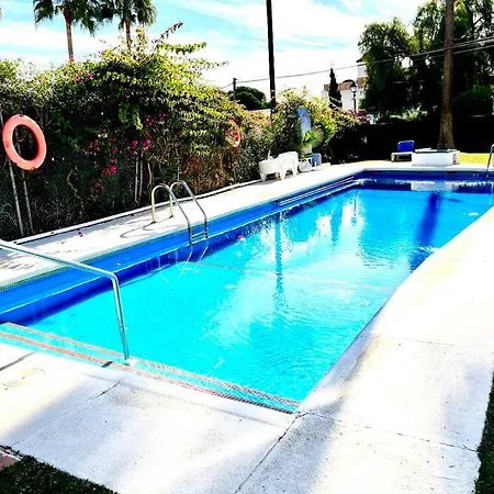 8 Personas Piscina Wifi
